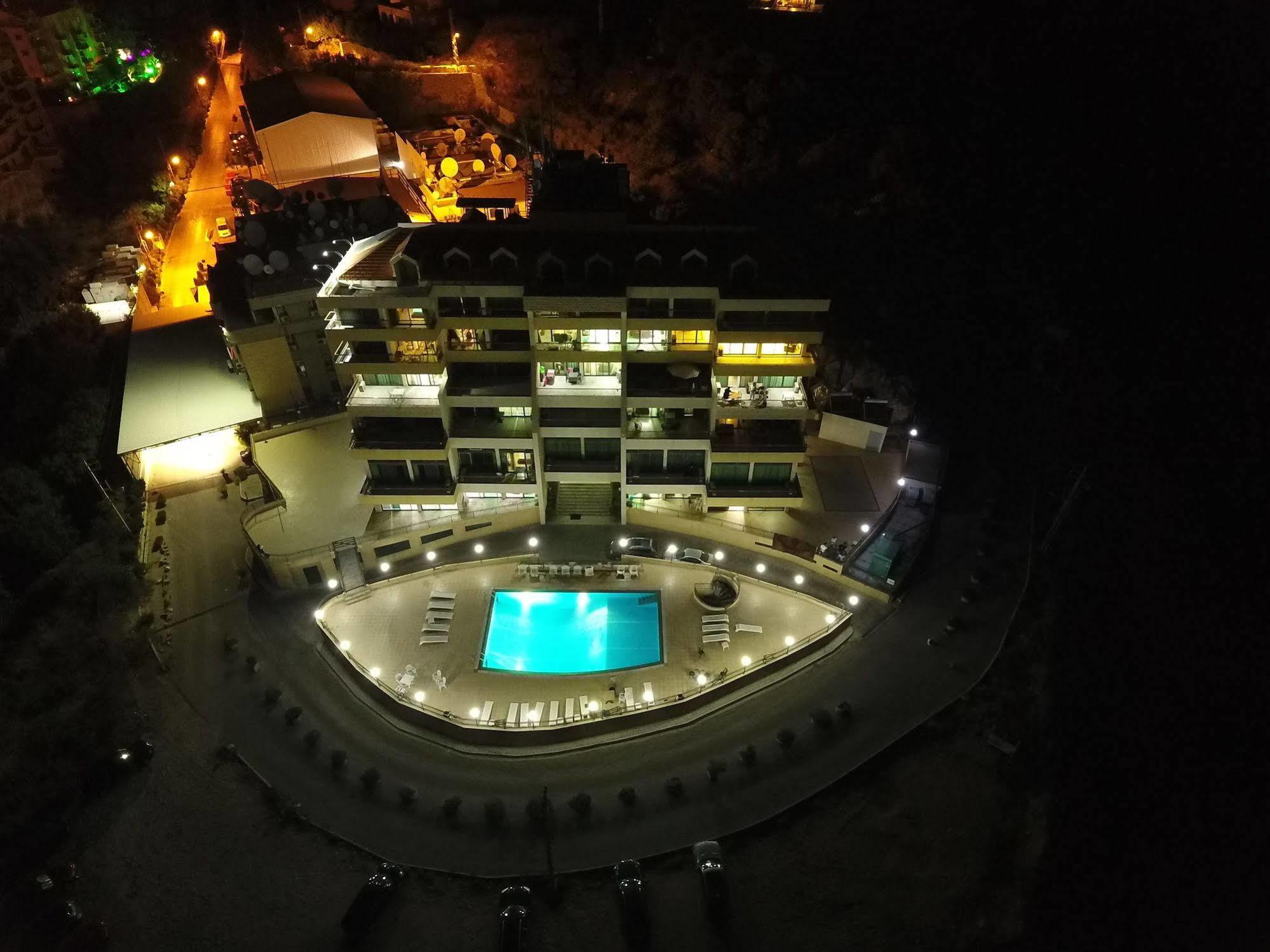 Adma Blue Screen Jounieh Εξωτερικό φωτογραφία