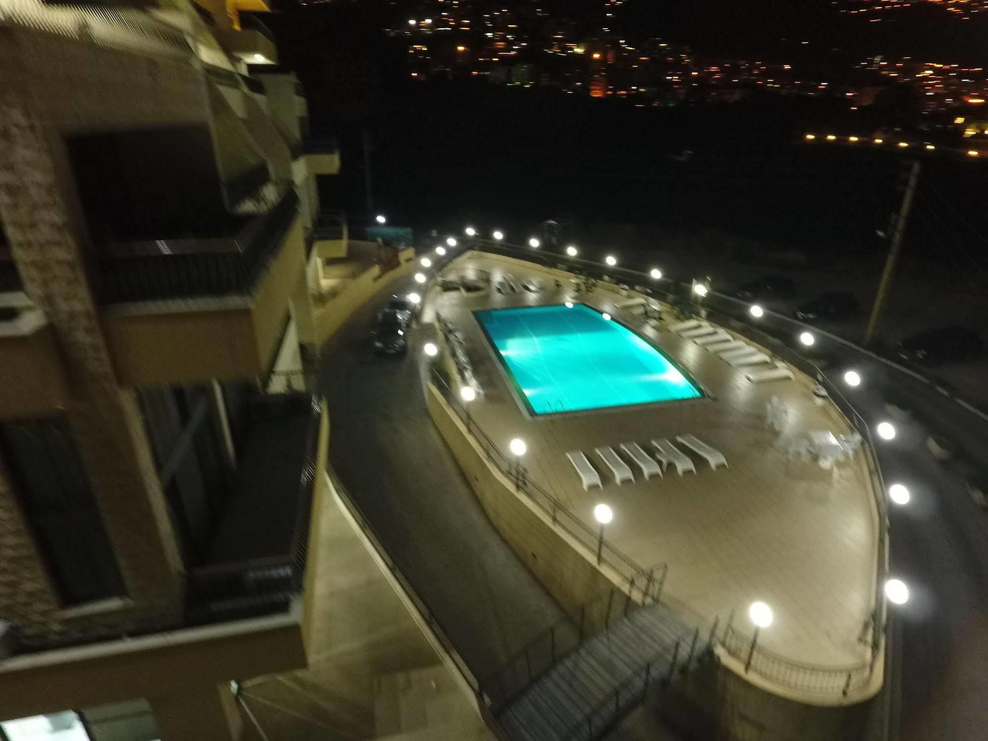 Adma Blue Screen Jounieh Εξωτερικό φωτογραφία