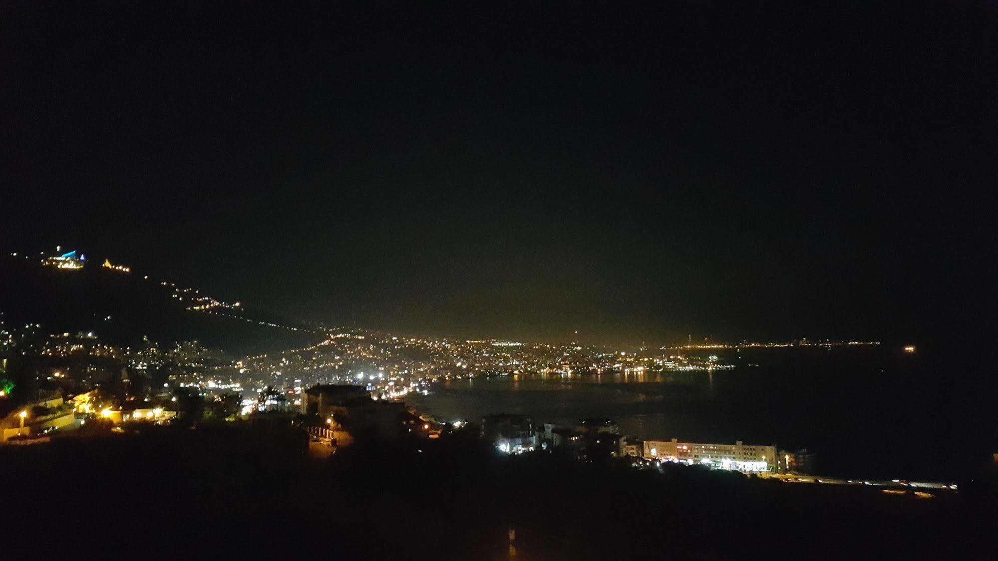 Adma Blue Screen Jounieh Εξωτερικό φωτογραφία