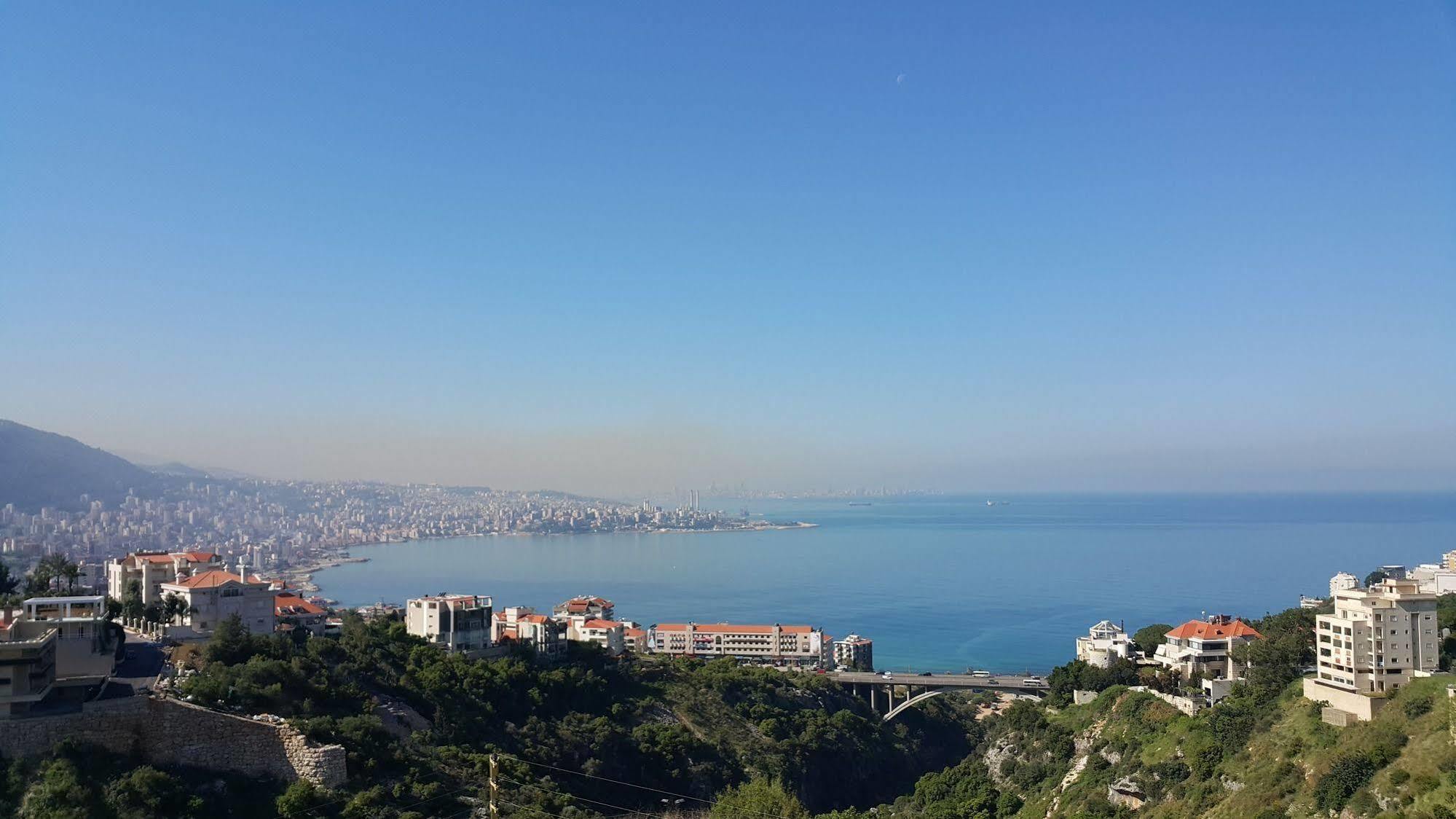 Adma Blue Screen Jounieh Εξωτερικό φωτογραφία